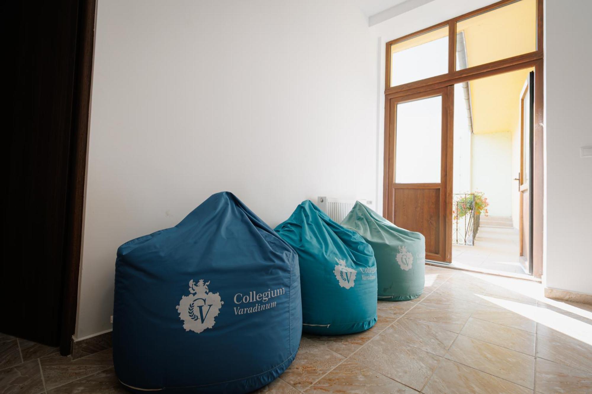 Collegium Varadinum Oradea Exterior foto